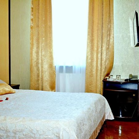 Argo Hotell Lviv Eksteriør bilde