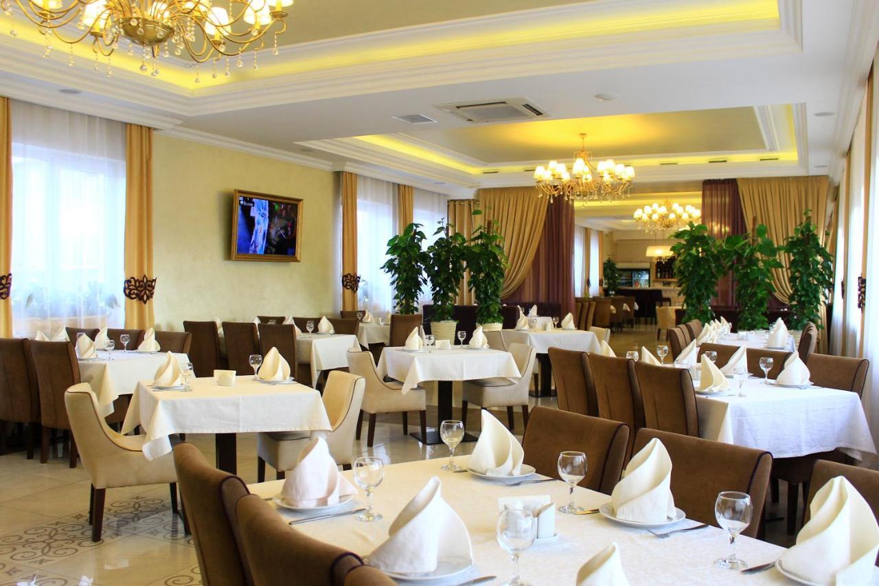 Argo Hotell Lviv Eksteriør bilde