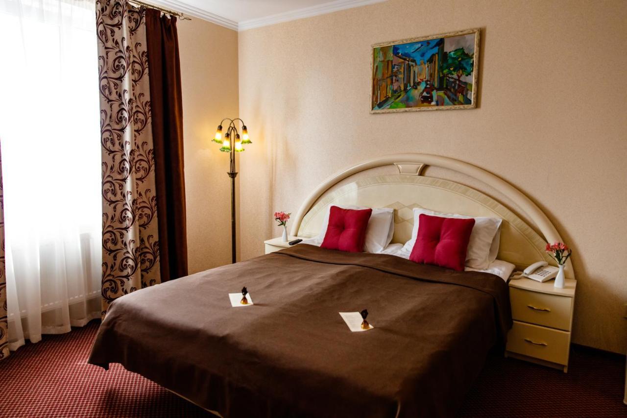 Argo Hotell Lviv Eksteriør bilde