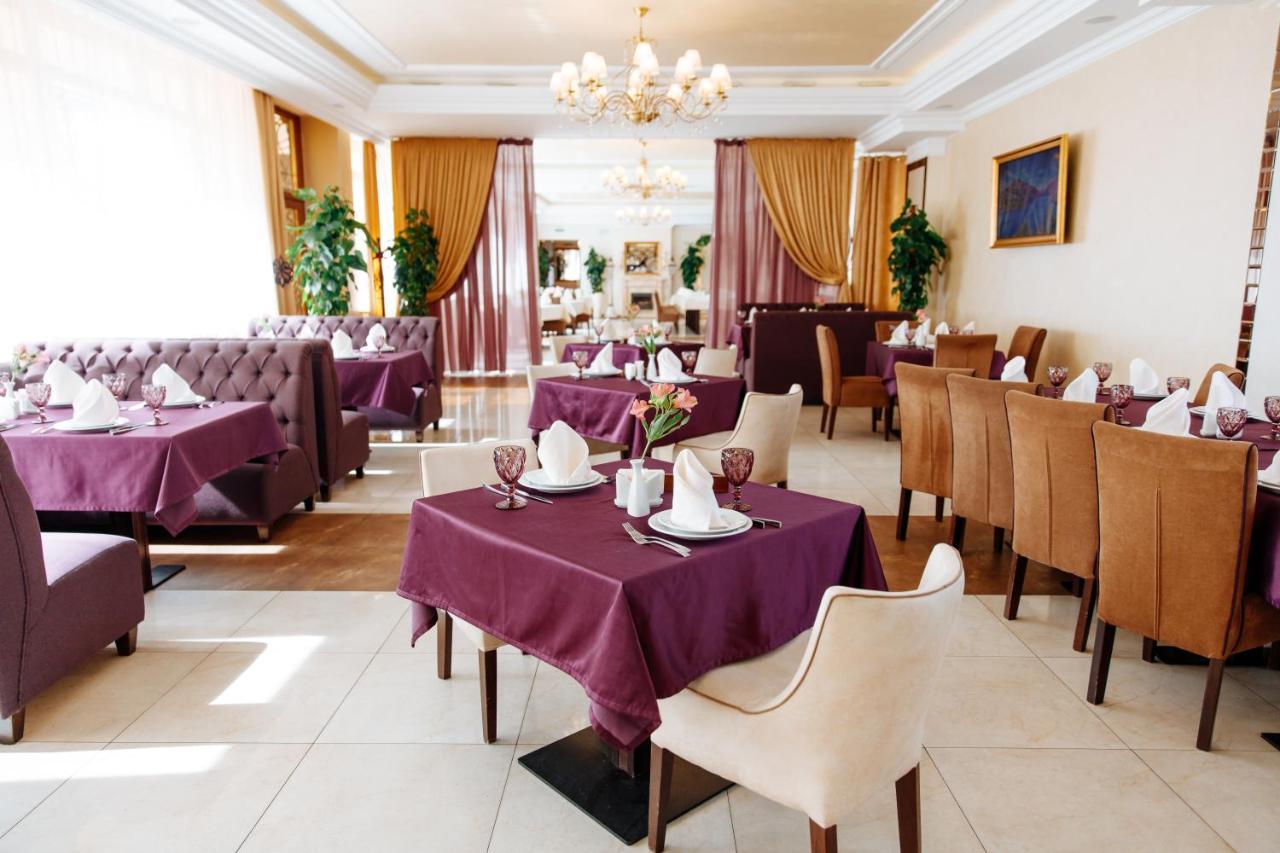 Argo Hotell Lviv Eksteriør bilde