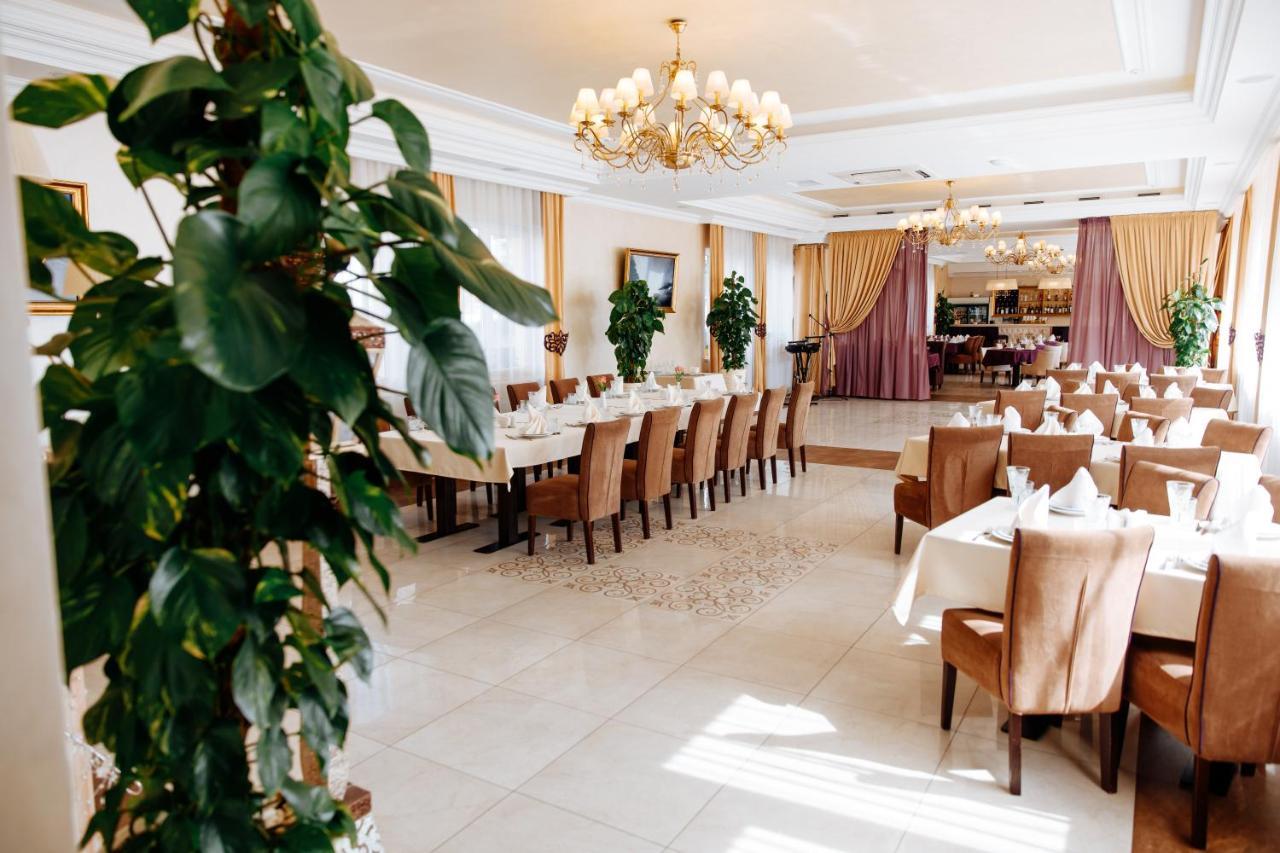 Argo Hotell Lviv Eksteriør bilde